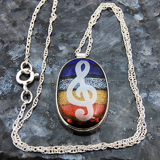 Silvertree Jewelry pendant